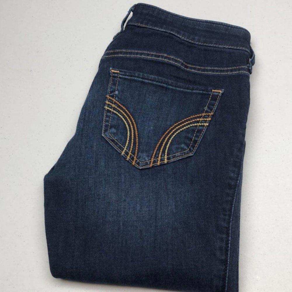 LIKE NEW HOLLISTER SKINNY JEANS 26x31 😎